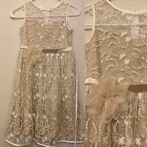 Beige lace overlay long skirt sleeveless floral long formal flower girl gown 7/8